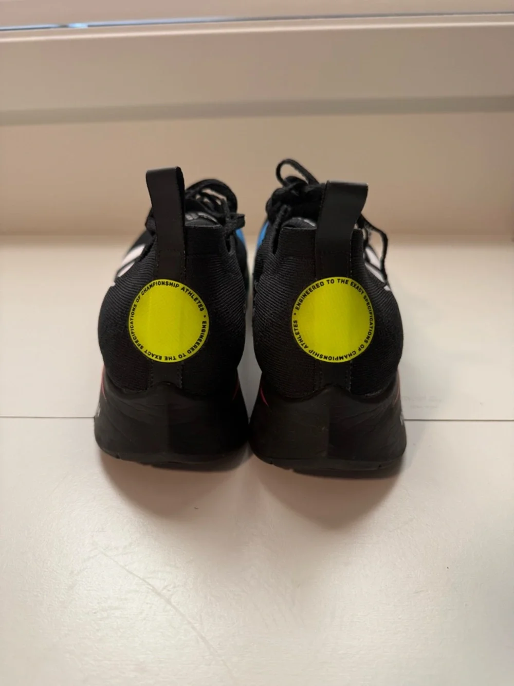 Nike Black Shoe Interior with Lime Green Insole - Picture 4 of 6